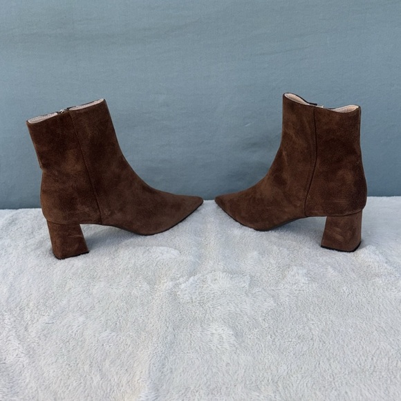 EUC Agl Brown Ankle Boots with Pointed Toe and Stiletto Heel Size 35.5 Suede - Picture 3 of 10